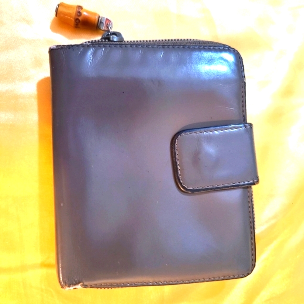 Gucci Bamboo Zip around Canvas Leather wallet EUC